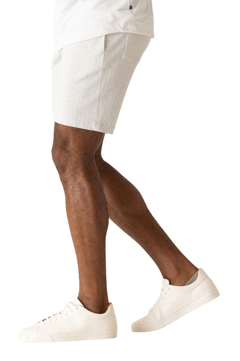 360 Infinity Shorts, Alternate, color, SILVER HEATHER