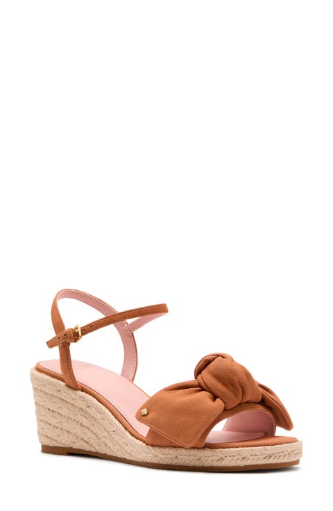 leandra ankle strap wedge sandal (Women)