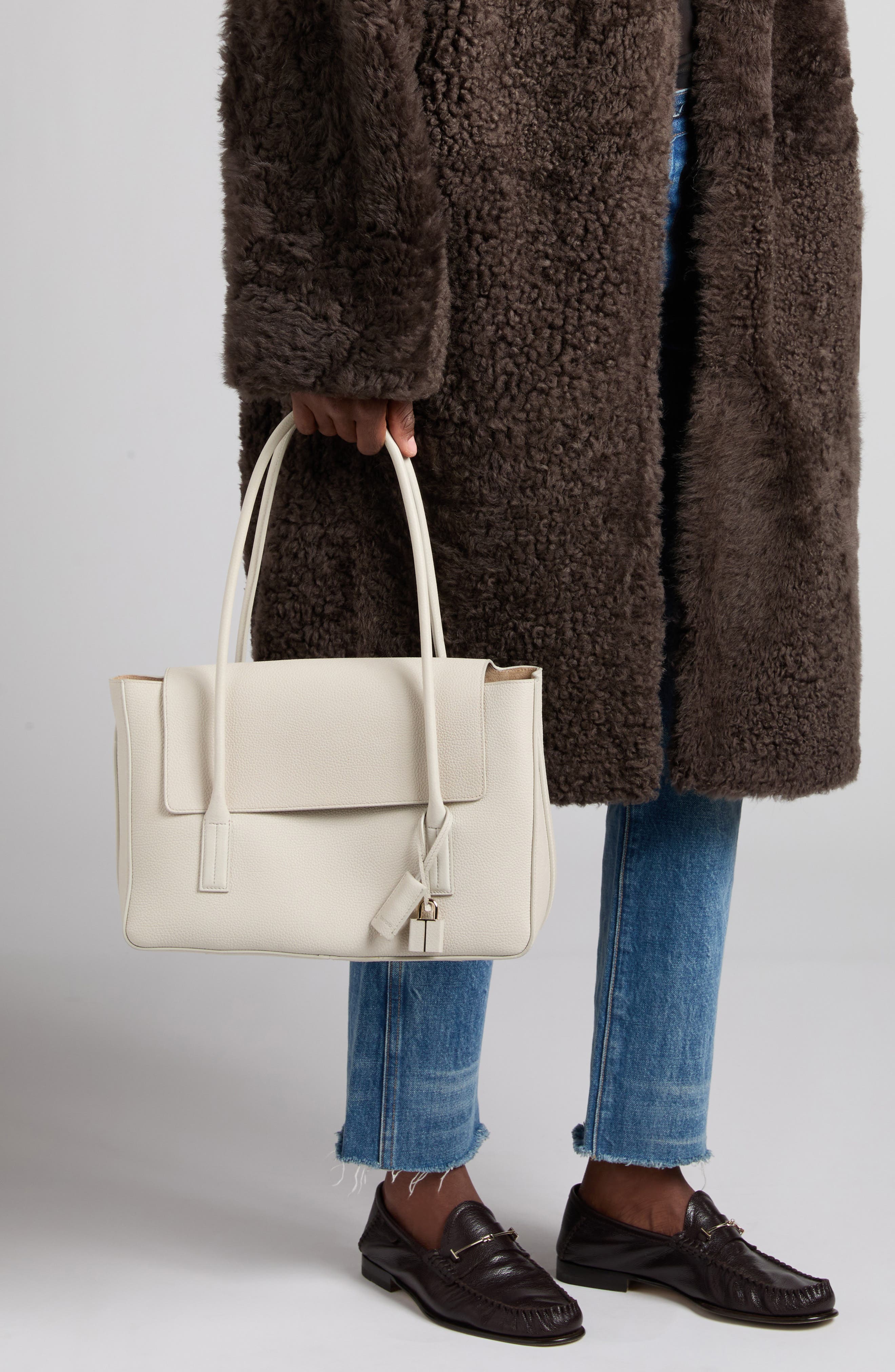 Medium Eclipse Grain Leather Shoulder Bag, Alternate, color, DOVE GREY