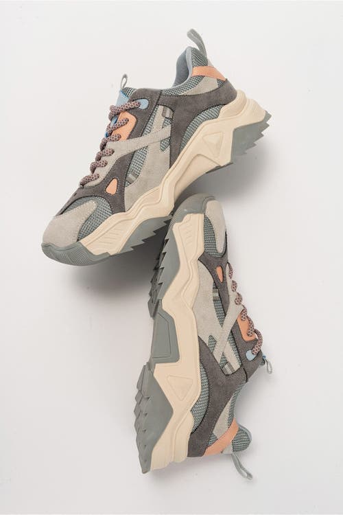 Forever & Always Shoes Loretta Platform Sneakers In Gray Pink