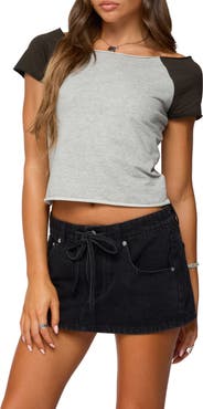 EDIKTED Liva Contrast Crop Top