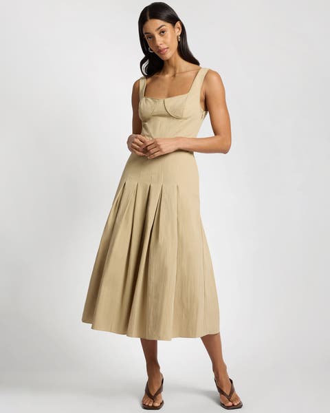 Sweetheart Pleated Dress