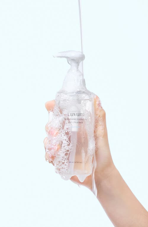 Luvum Hyaluronic Moisture Gel Cleanser