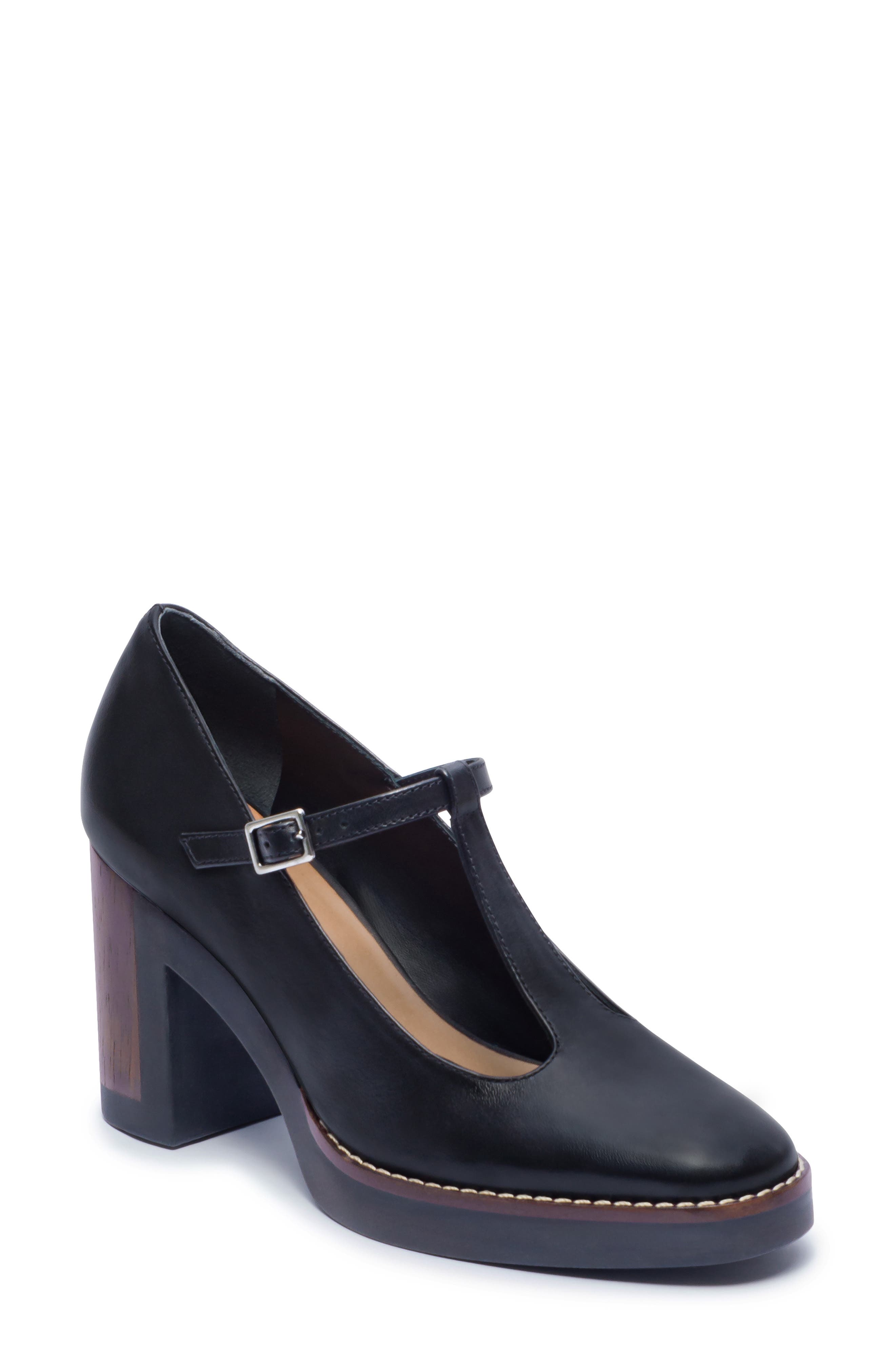 Noto T-Strap Pump