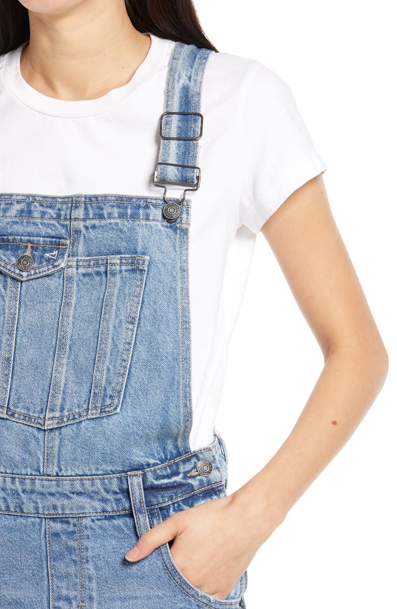 HIDDEN JEANS Frayed Hem Short Overalls, Alternate, color, Medium Wash