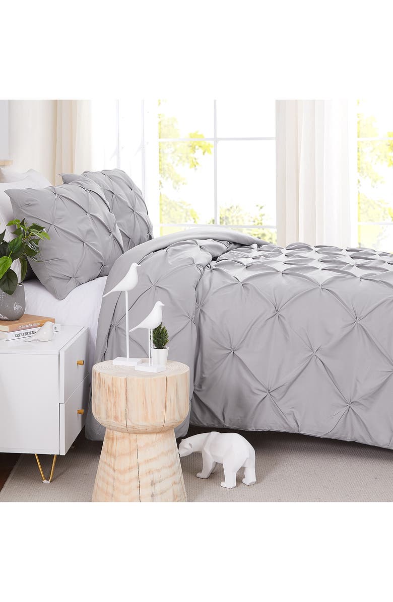 SOUTHSHORE FINE LINENS Pinch Pintuck Duvet Cover Set, Alternate, color, Steel Grey