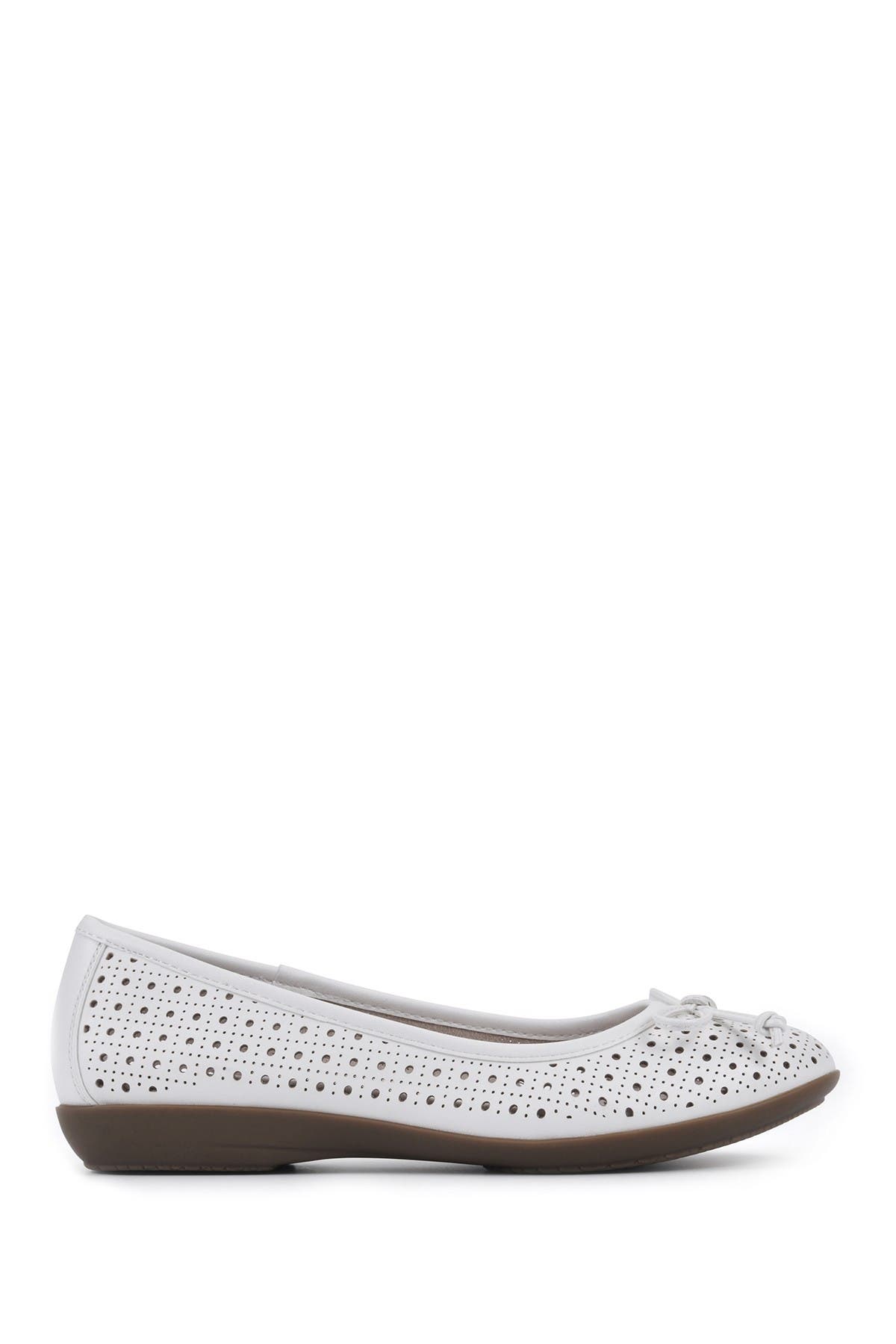 Cheryl Ballet Flat, Alternate, color, WHITE/BURNISHED/SMOOTH