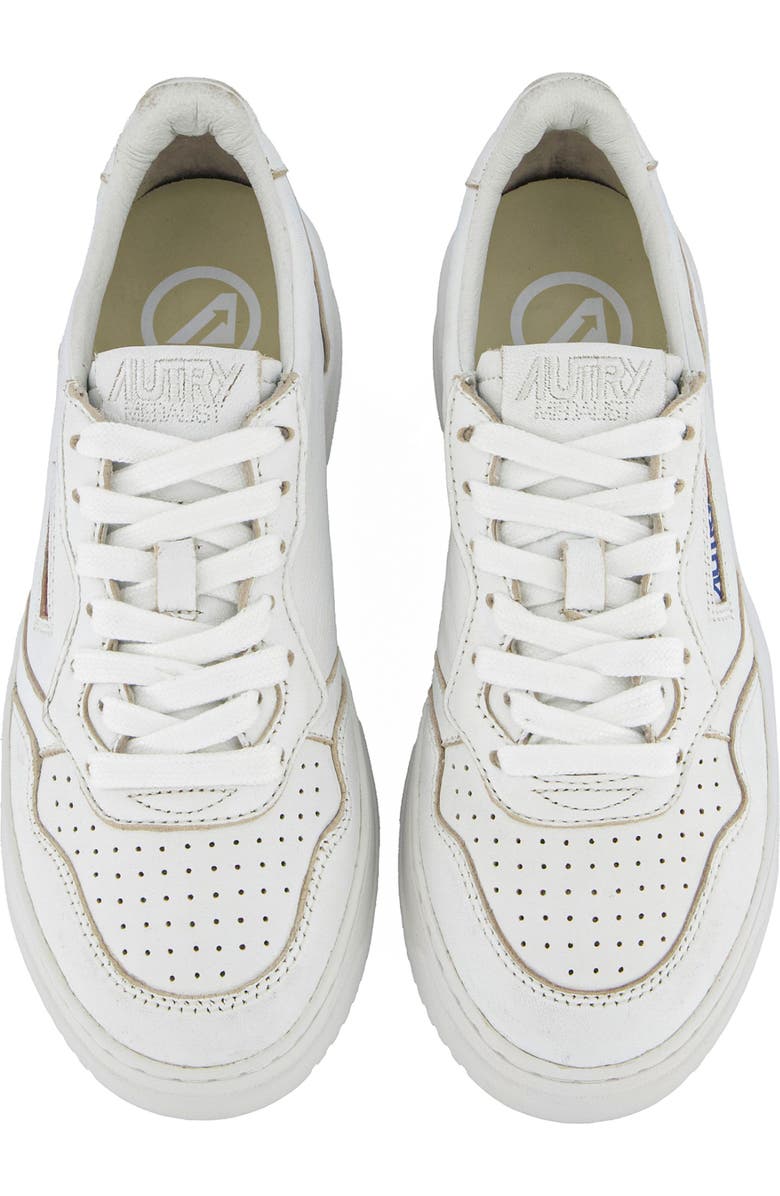 AUTRY Medalist Low Sneaker, Alternate, color, Solidgoat White
