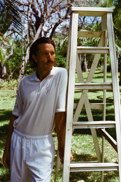 Tombolo Tompolo In White