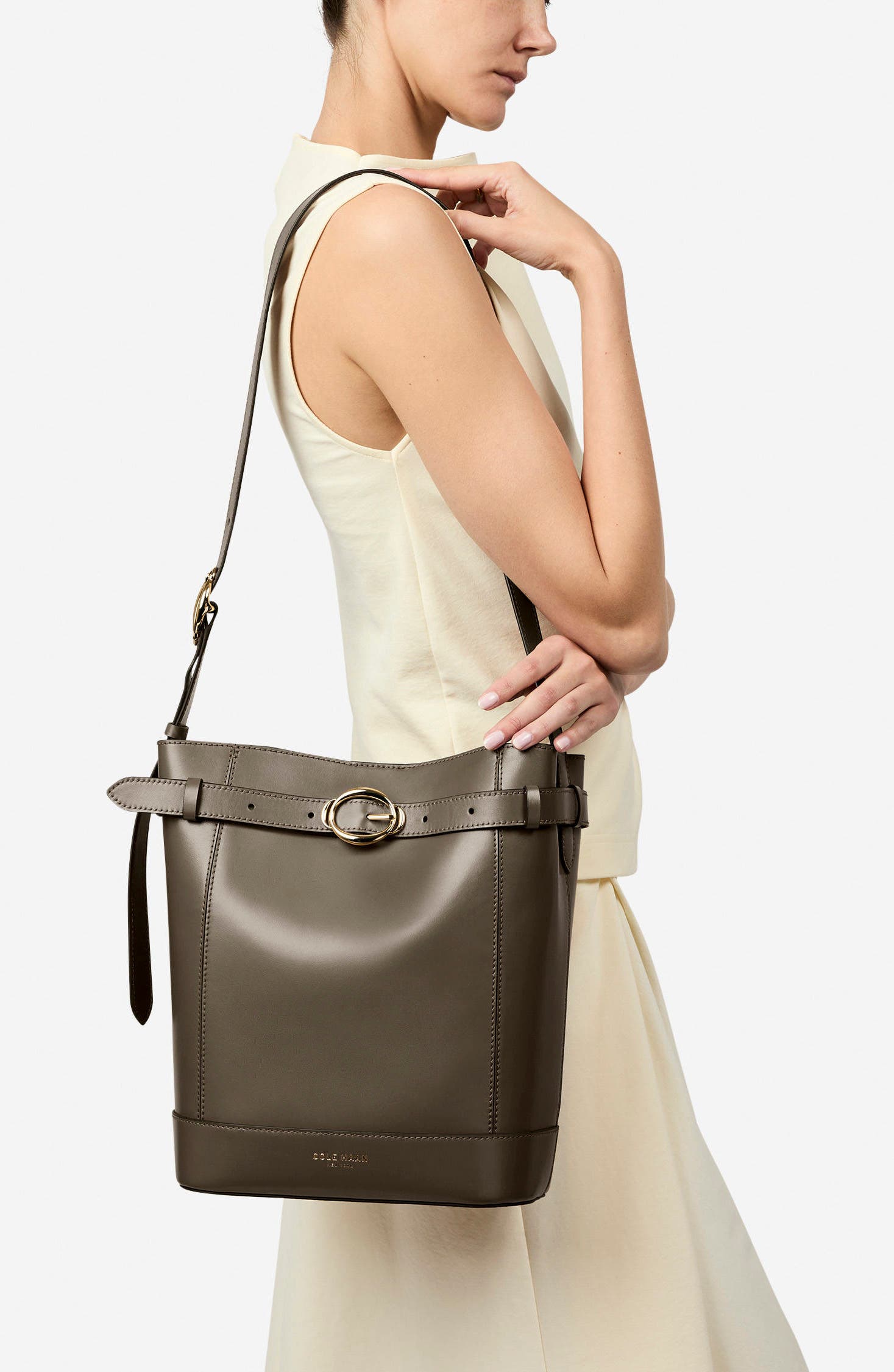Alexandria Leather Bucket Bag, Alternate, color, DEEP OLIVE