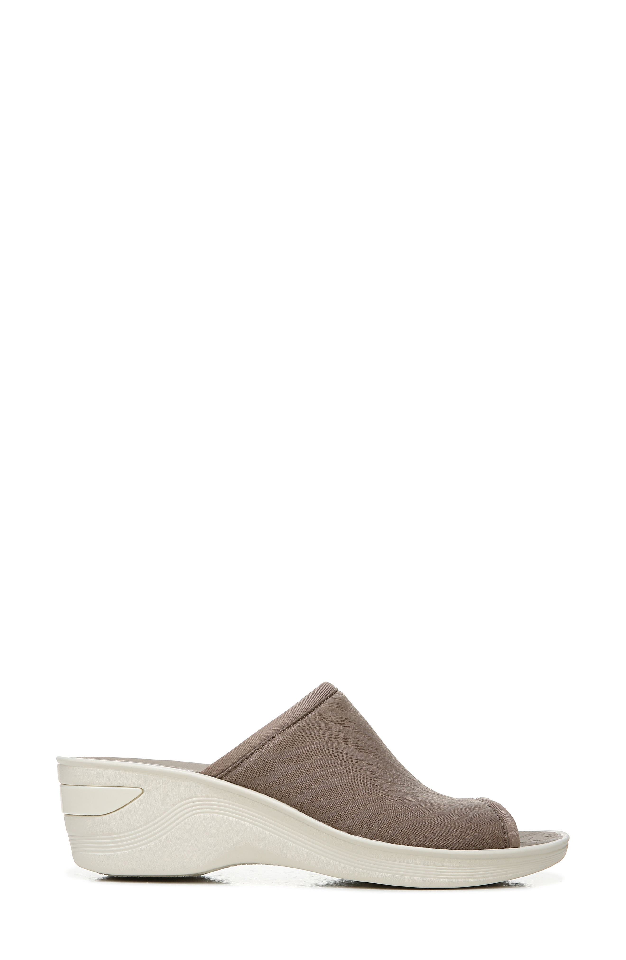 BZees Deluxe Sandal, Alternate, color, Taupe