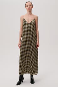Exquise V Neck Strappy Midi Dress
