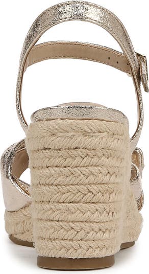 Tahlia Wedge