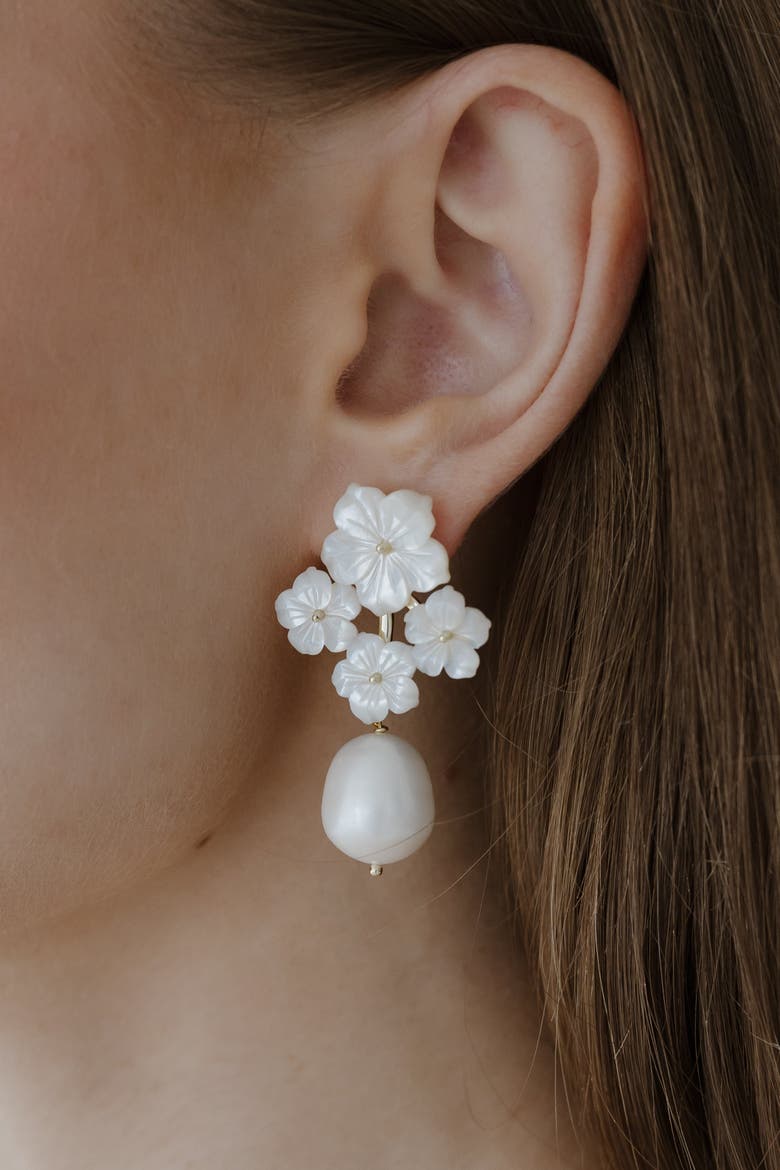 Garden Party Pearl Earrings, Alternate, color, Metallic Gold