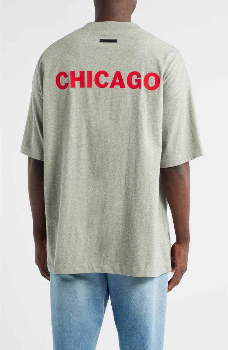 Fear of God Essentials MLB Cubs '90s Fit Cotton Graphic T-Shirt, Alternate, color, Warm Heather