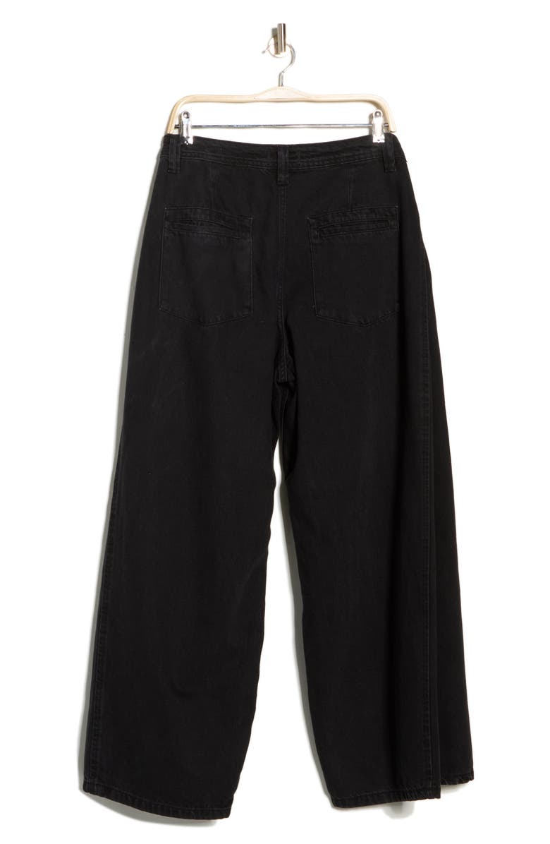 Free People Block Party Pleated Boyfriend Jeans, Alternate, color, Street Light