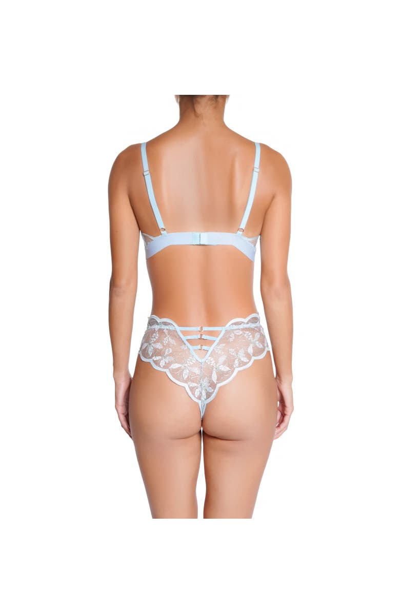 Huit Lettre d'Amour Tanga, Alternate, color, Sky