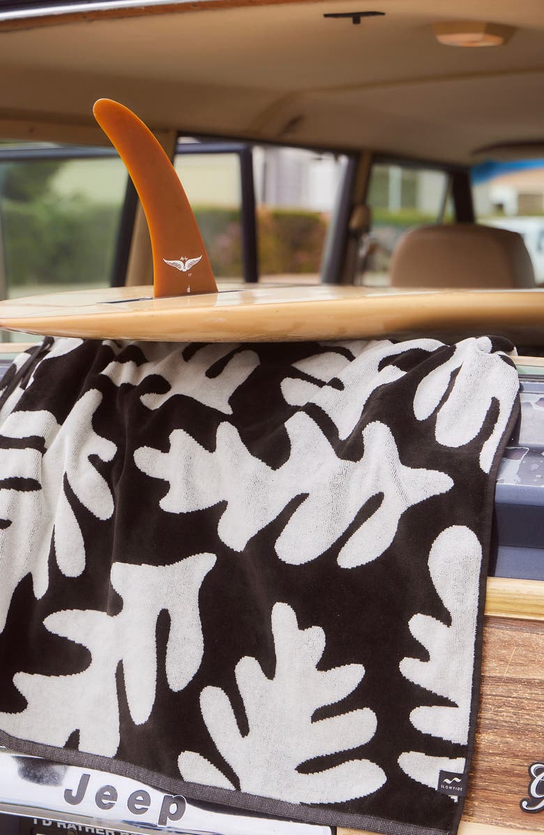 Slowtide Hele Cotton Beach Towel, Alternate, color, 