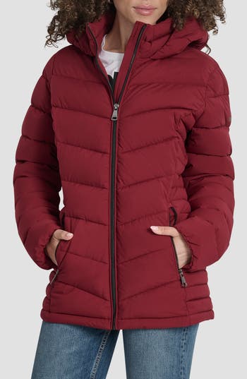 Dkny Cire Packable Hooded Puffer Jacket In Burgundy
