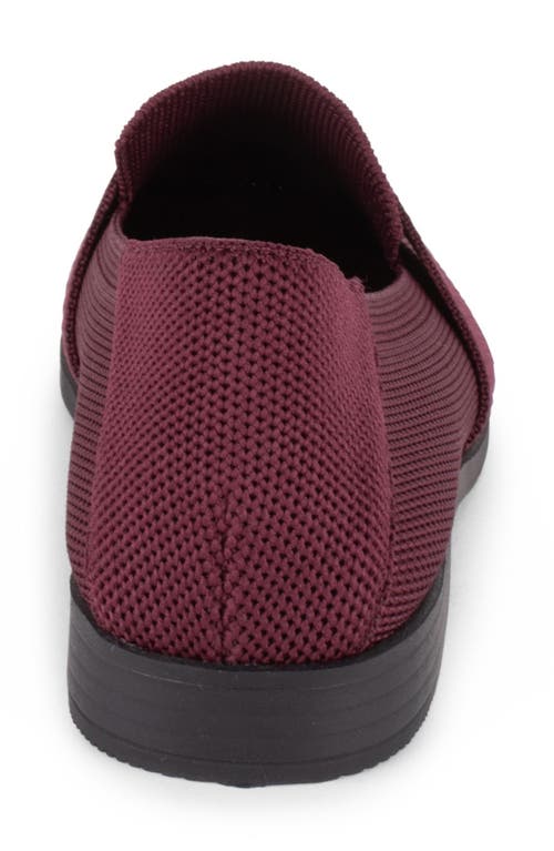 Tahari Mykonos Knit Loafer In Burgundy