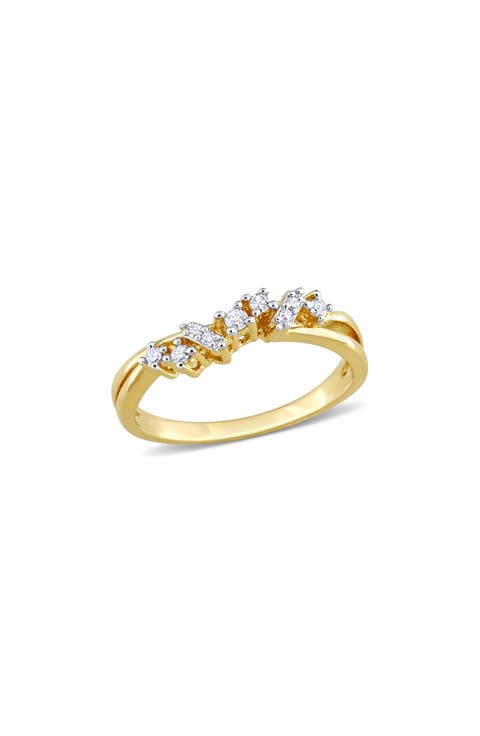 Wavy Diamond Ring - 0.17ct.