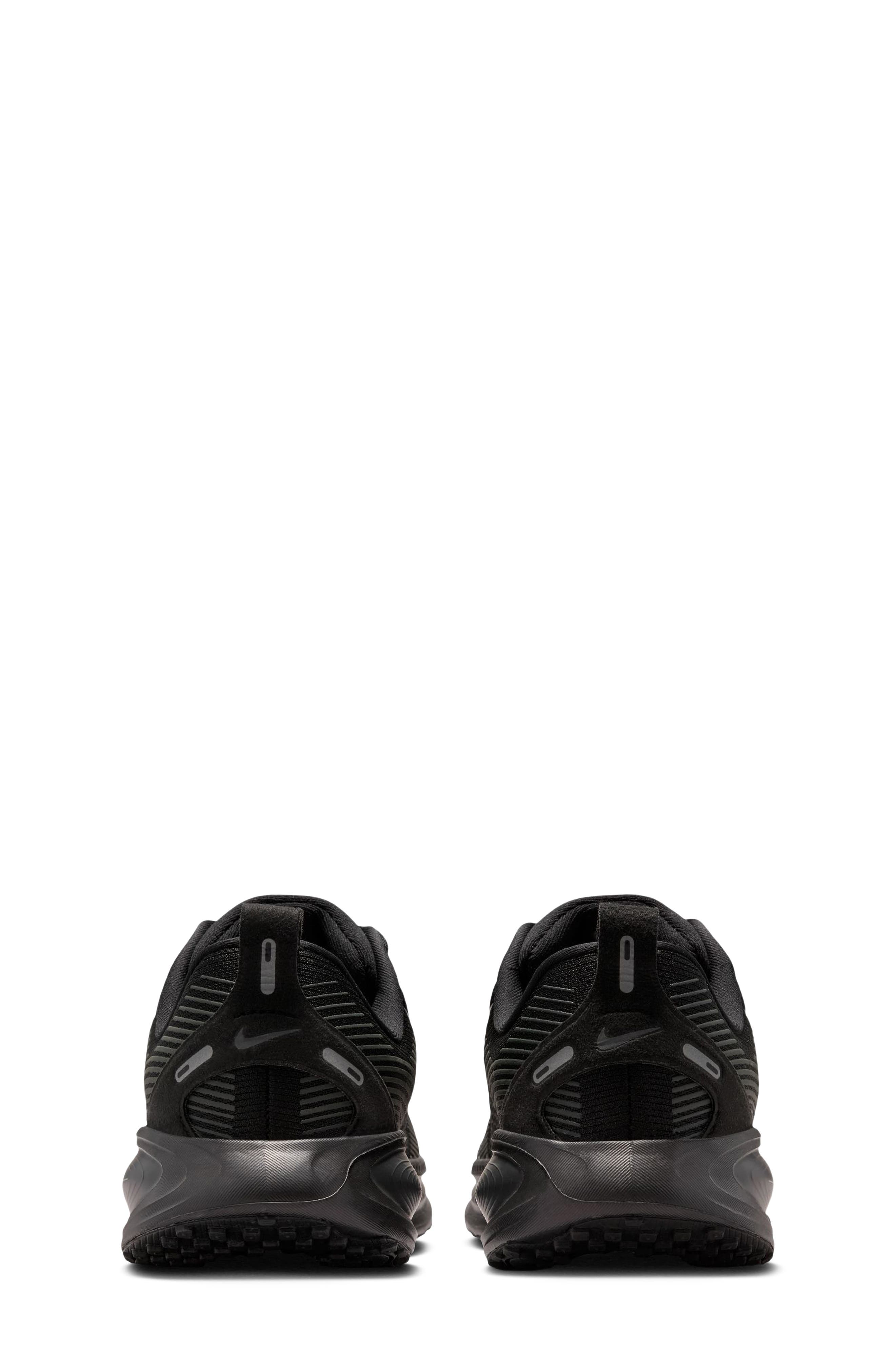 Kids' Vomero 18 Running Shoe, Alternate, color, 010 BLACK/BLACK