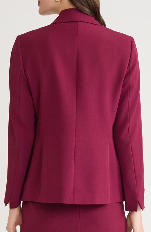 Kasper Peak Lapel Jacket In Burgundy