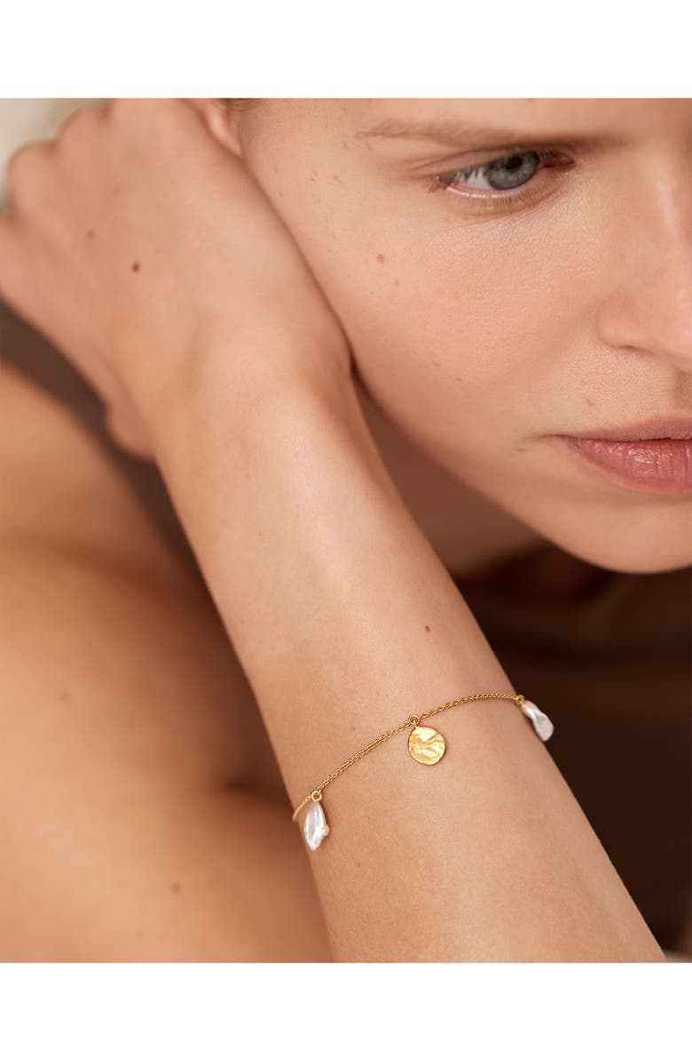 Monica Vinader Capri Charm Bracelet, Alternate, color, 18K Gold Vermeil / Pearl