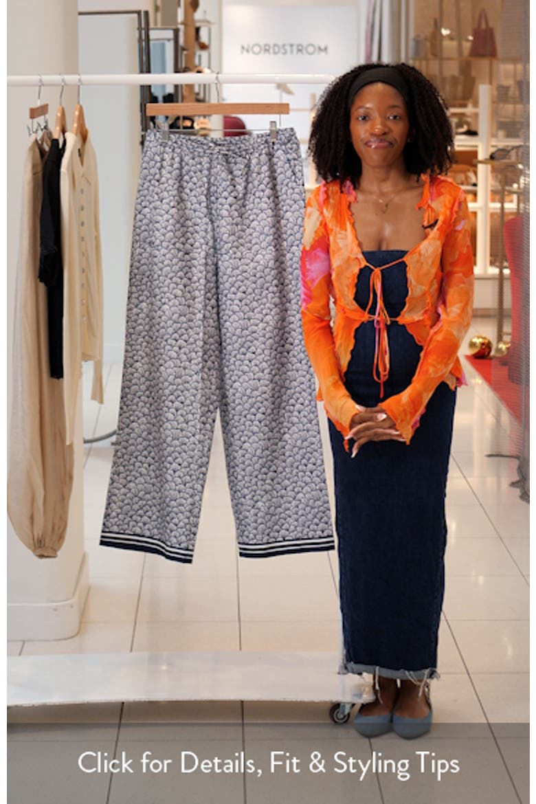 Border Print Pants video