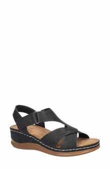 EASY STREET <p>Lani Faux Leather Wedge Sandal (Women) </p>