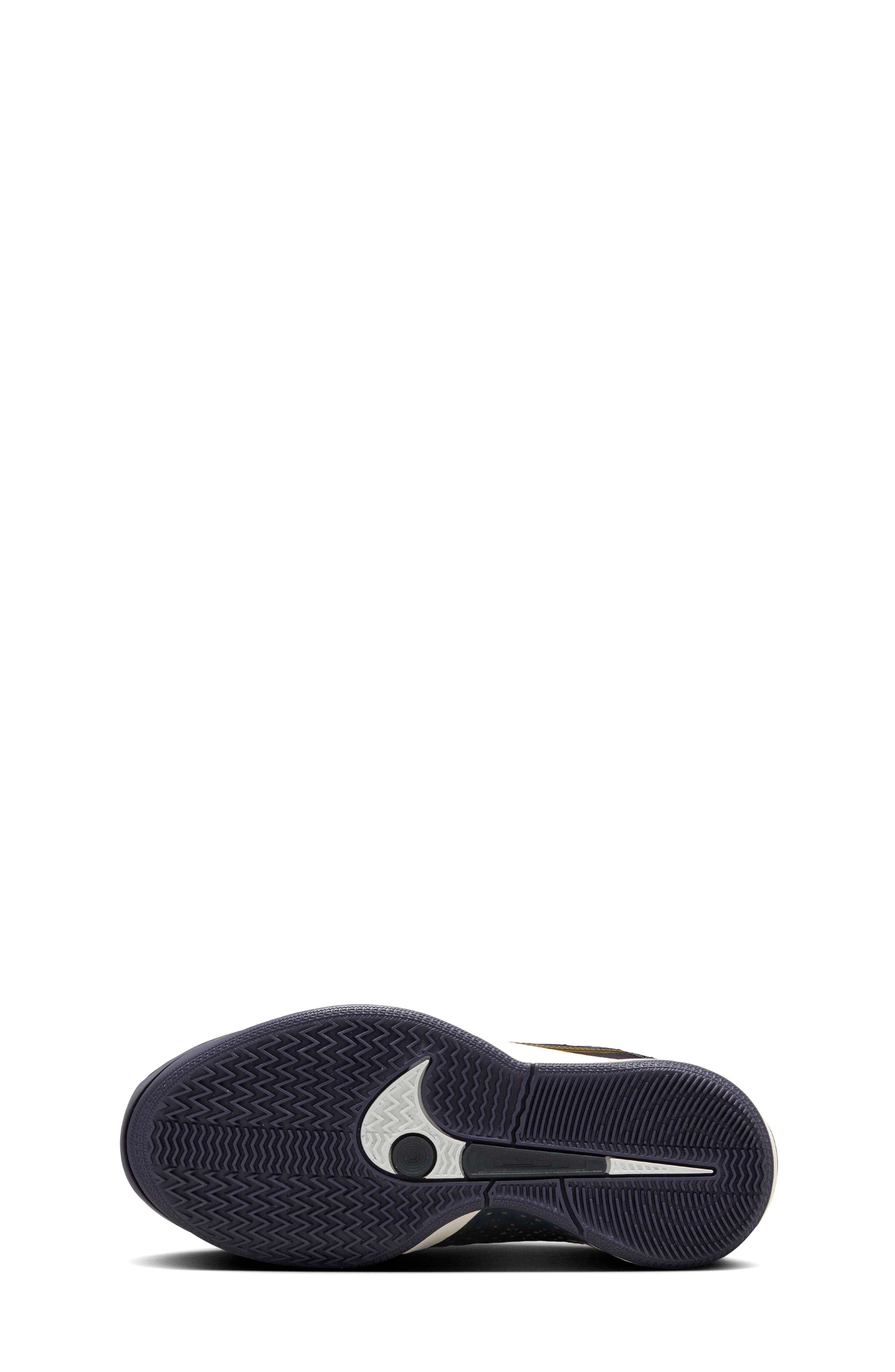 Nike Sabrina 2 Basketball Shoe, Alternate, color, 