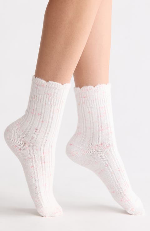 Cozy Scallop Crew Socks