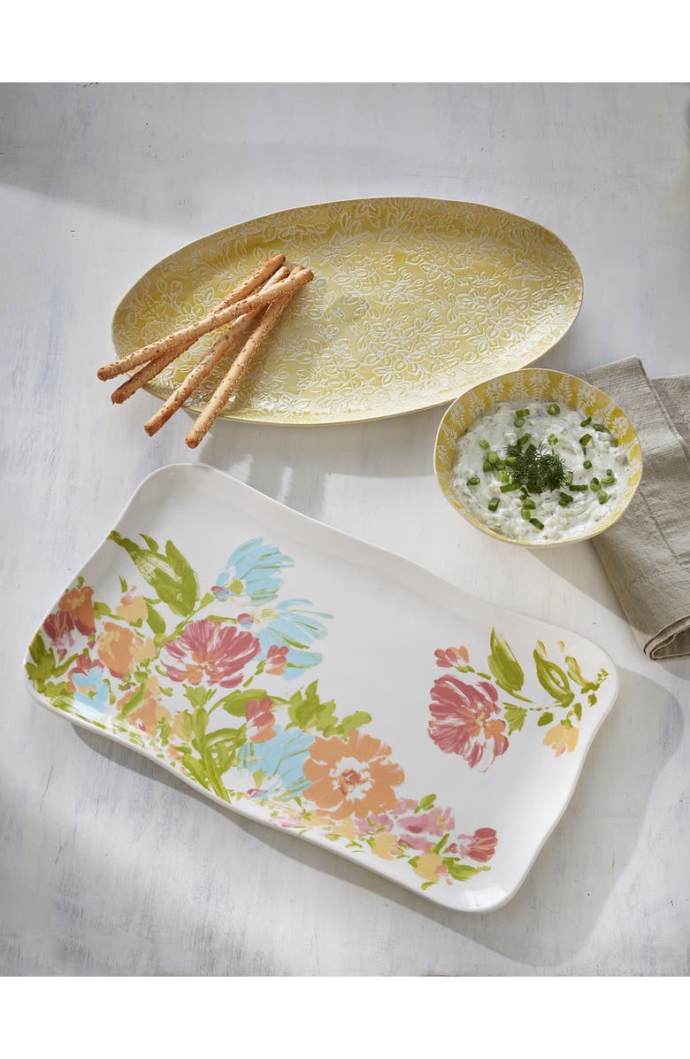 tag Bloom Embossed Serving Platter Citron Green Ceramic, Alternate, color, Green