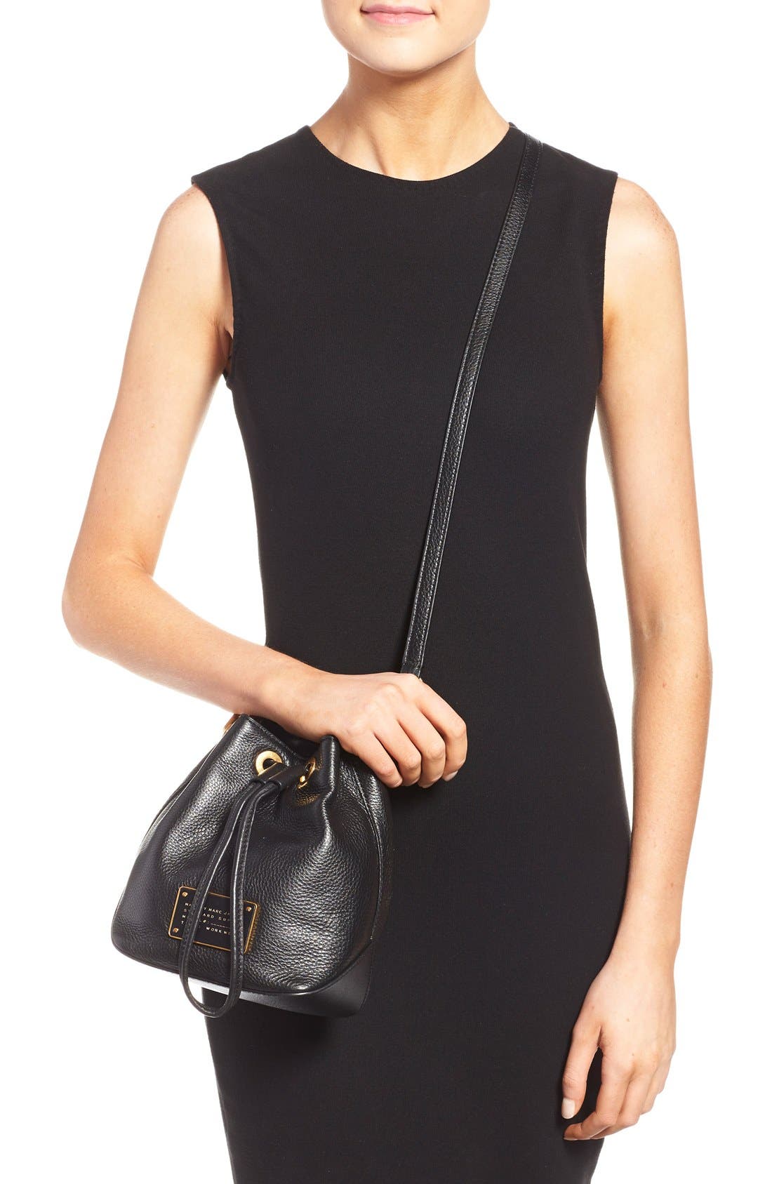 MARC BY MARC JACOBS 'New Too Hot to Handle' Leather Bucket Bag, Alternate, color, BLACK