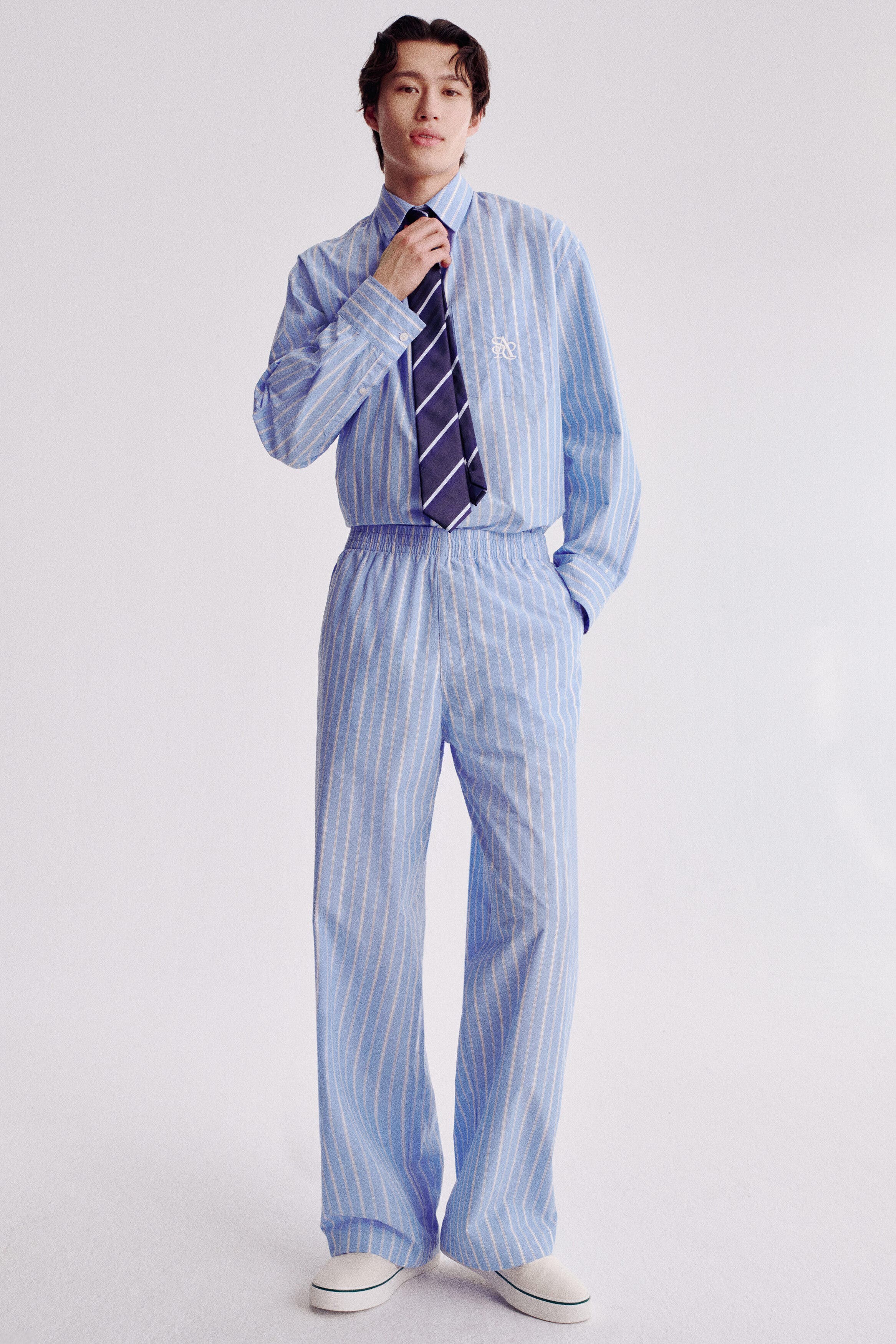 Relaxed-fit pants