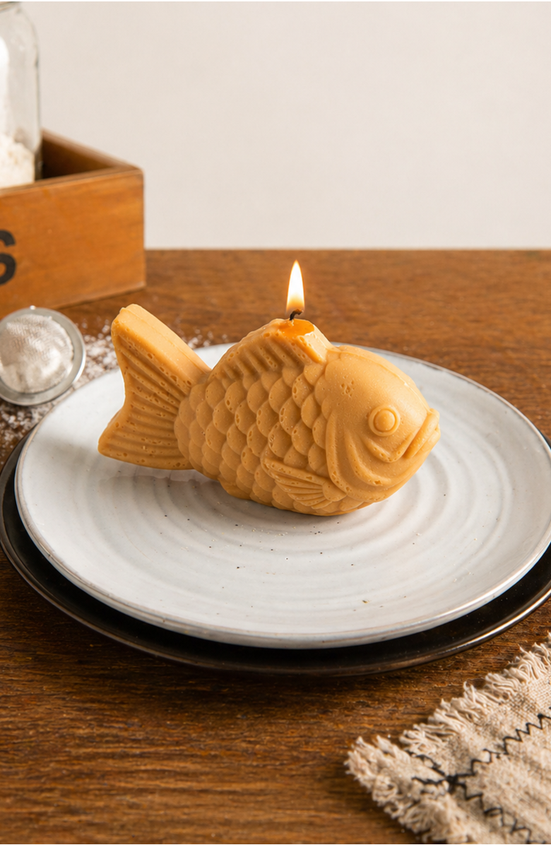 Southlake gifts Taiyaki Candle, Alternate, color, Golden Brown