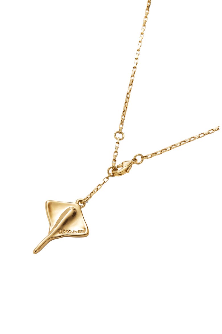 Short Chain Pendant Plated in 18K Gold with Manta Ray Figure, Alternate, color, Gold