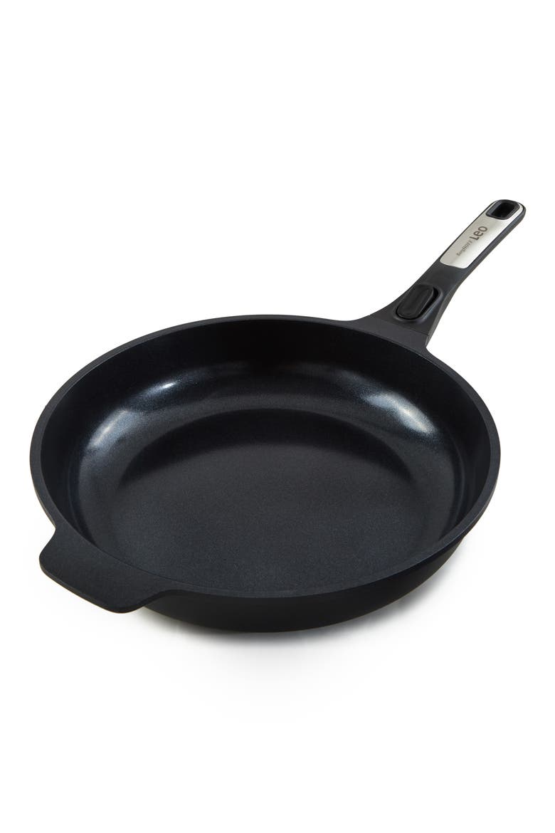 Leo Phantom 11-Inch Frying Pan with Removable Handle, Main, color, BLACK