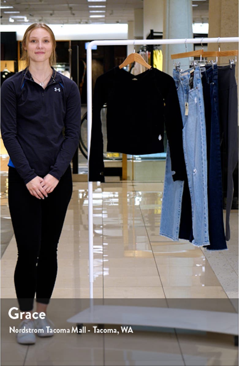 Easy Free Long Sleeve Keyhole Top, sales video thumbnail