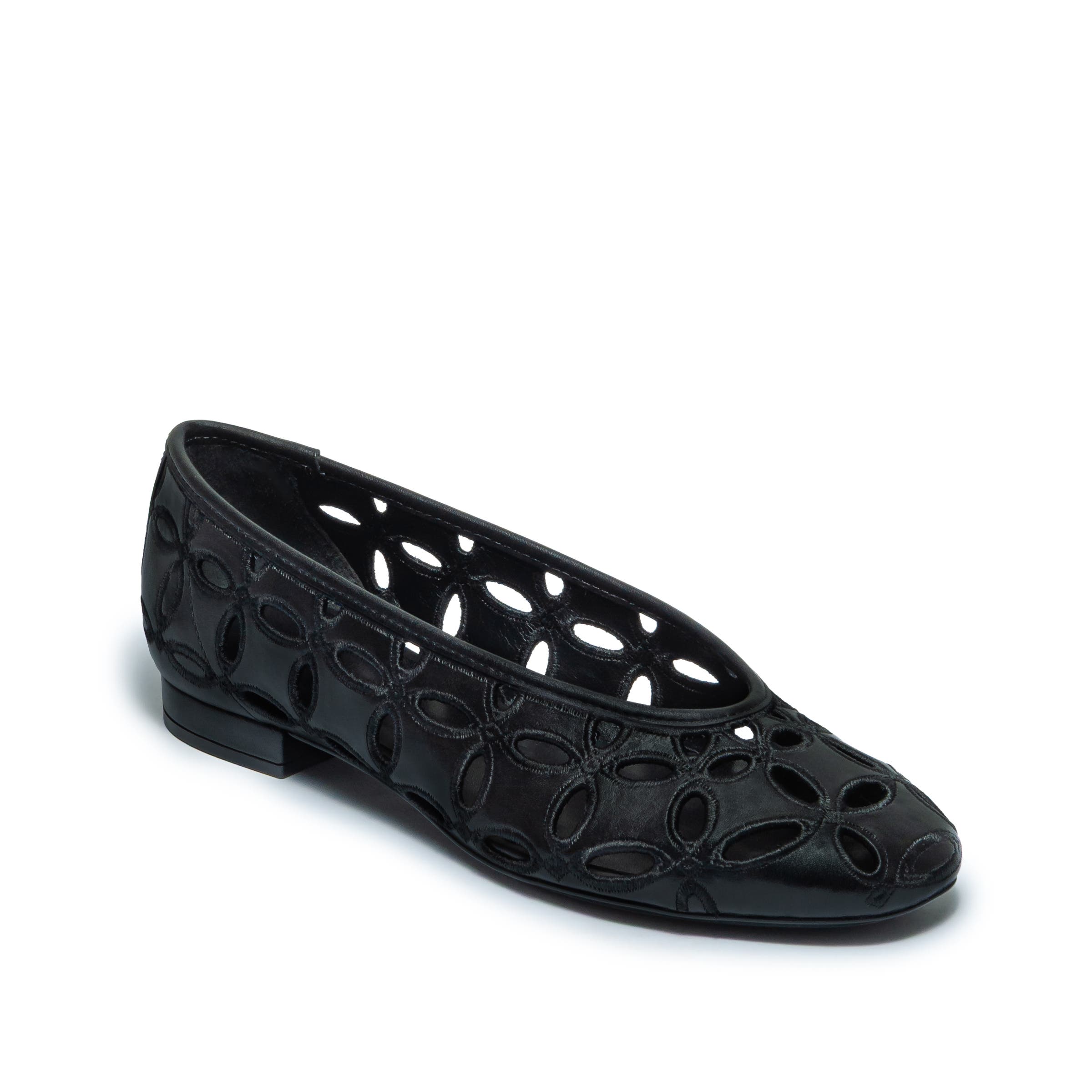 Bernardo Footwear Brie Ballet Flat, Alternate, color, Black