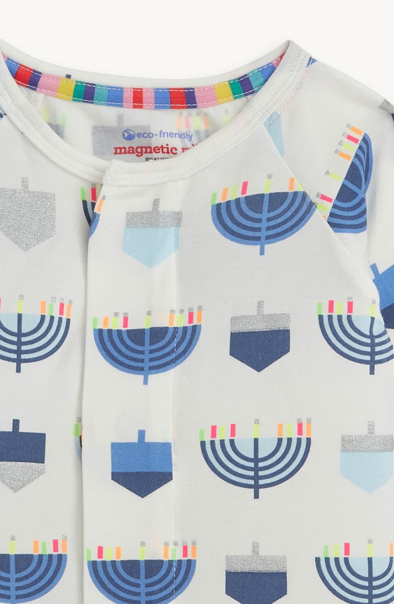 Magnetic Me Spin Me Right Round Too Magnetic Footie, Alternate, color, White