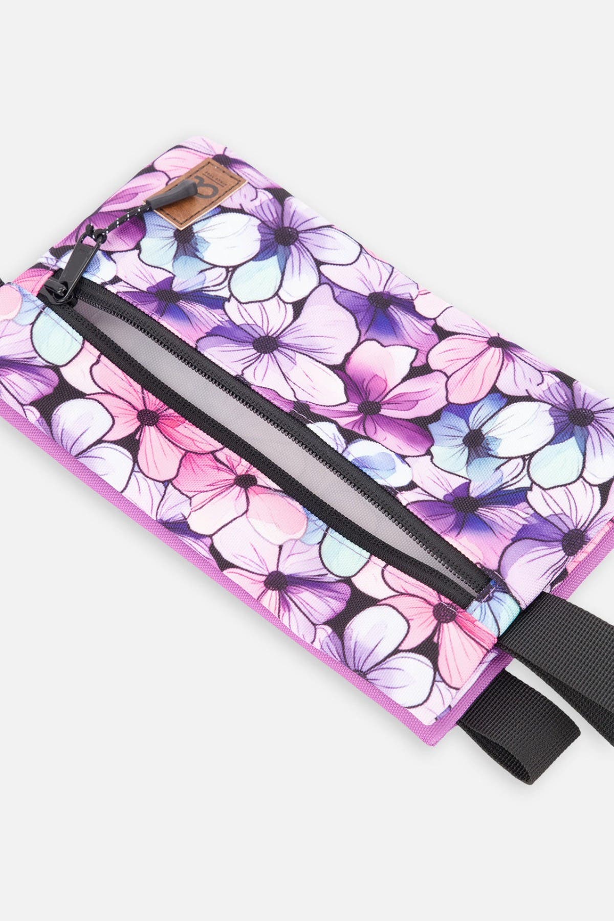 Deux par Deux Floral Compact Functional Charming Pencil Case, Alternate, color, Black Floral Print