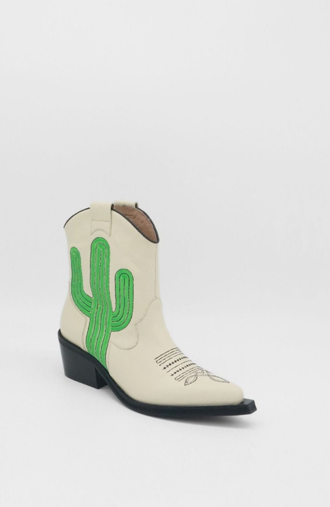 Oasis Western Cowboy Boots