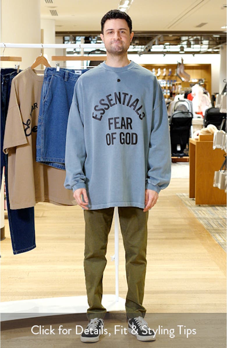 Campus '90s Fleece Logo Graphic Sweatshirt, sales video thumbnail