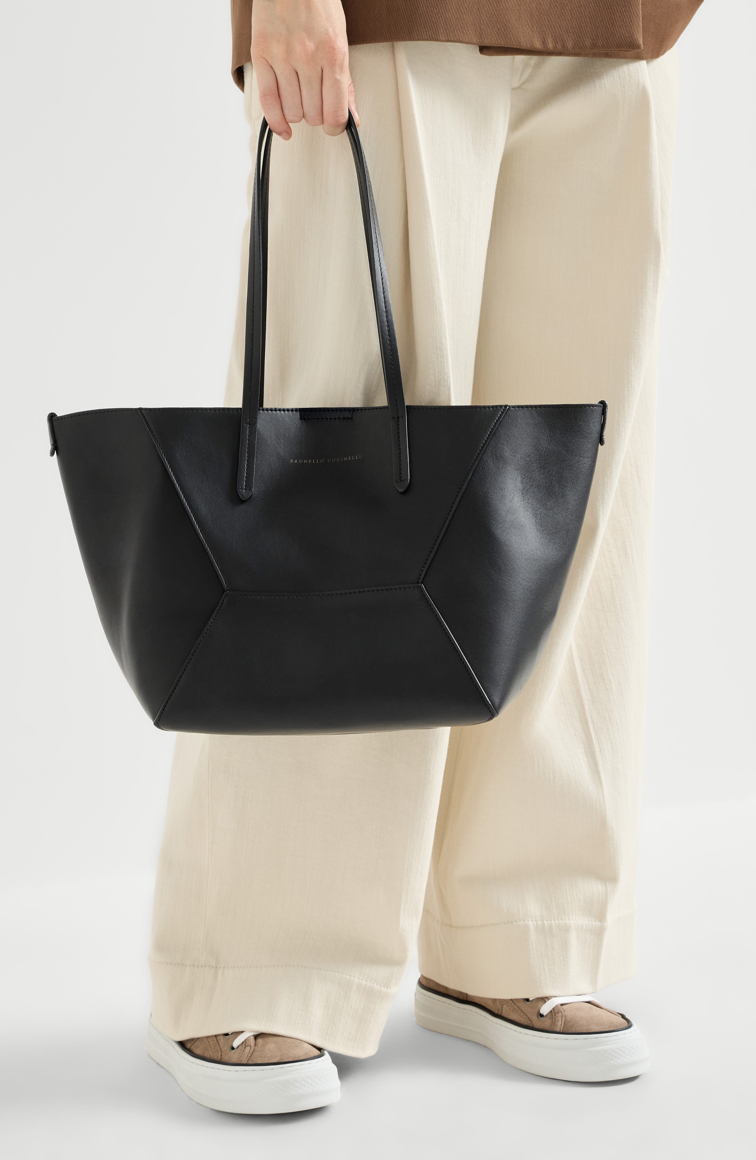 BC Duo small bag in calfskin with monili, Alternate, color, Black