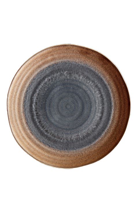 Akita Stoneware 16-Piece Dinnerware Set