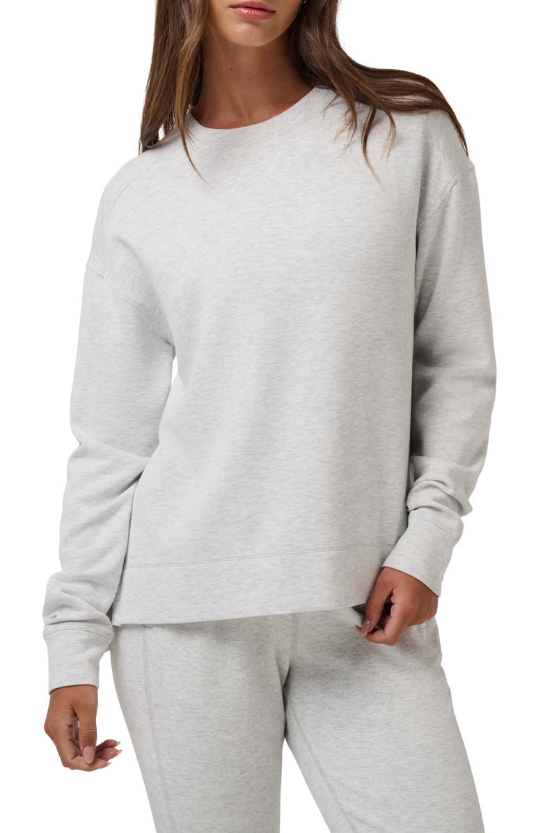 TravisMathew Skyloft Crewneck Sweatshirt, Main, color, Heather Light Grey