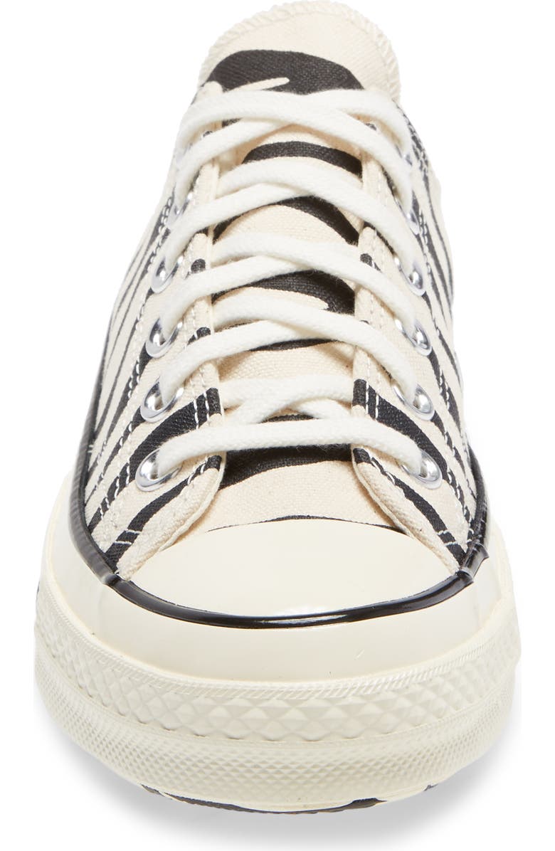 Converse Chuck Taylor<sup>®</sup> All Star<sup>®</sup> Chuck 70 Ox Sneaker, Alternate, color,