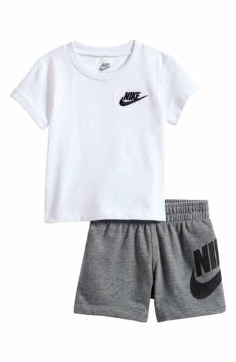 Nike Logo T-Shirt & Shorts Set