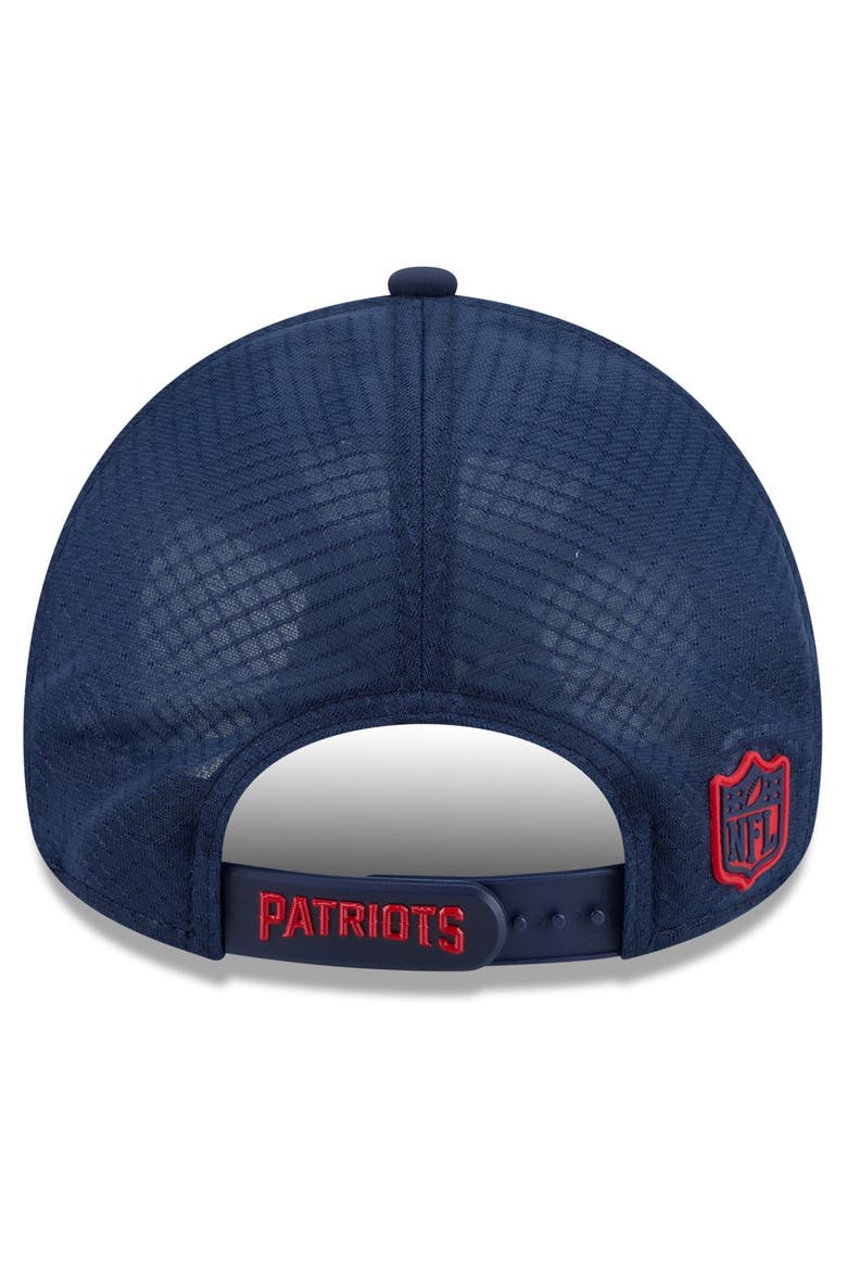 Men's New Era Navy New England Patriots 2026 Sideline Apex 9FORTY Adjustable Trucker Hat, Alternate, color, Navy